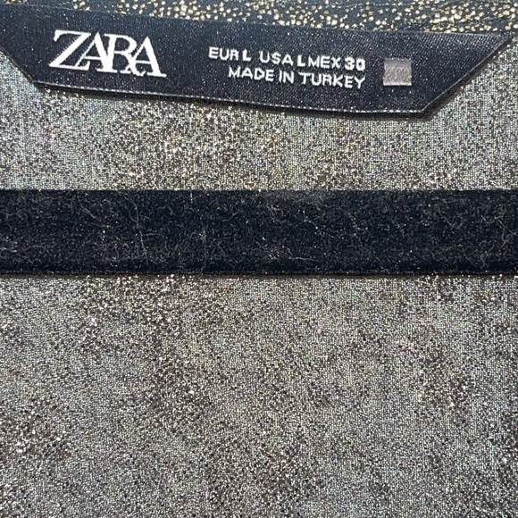 Zara Metallic Gold and Black Fabric - Picture 4 of 4